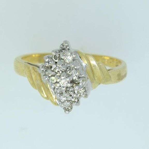 Vintage Diamond Cluster Ring