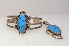 Matching Vintage Turquoise Cuff and Pendant