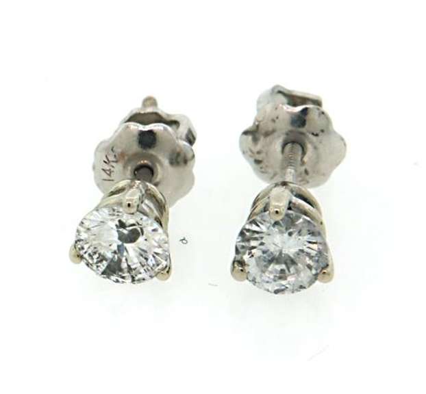 Classic Diamond Stud Earrings; Always in Fashion!