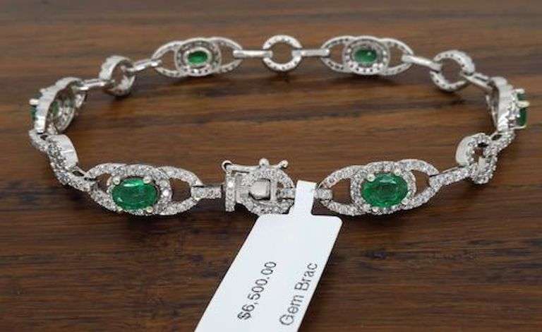 14K White Gold Diamond and Emerald Bracelet