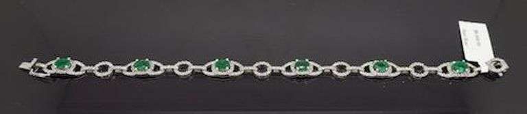 14K White Gold Diamond and Emerald Bracelet