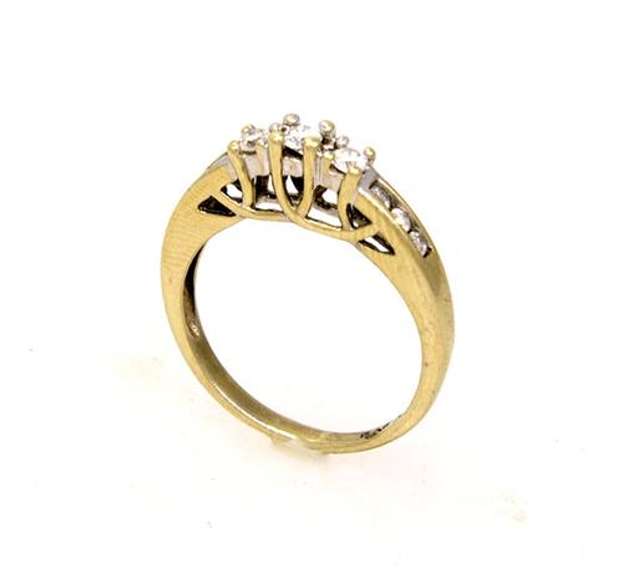 Diamond Ring in White Gold, Size 4.5