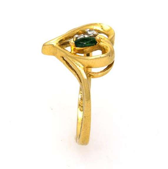 Gold Heart Ring with Emerald & Diamond Accents, Size 5.5