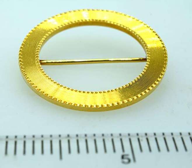 Lustrous 14kt Gold Brooch