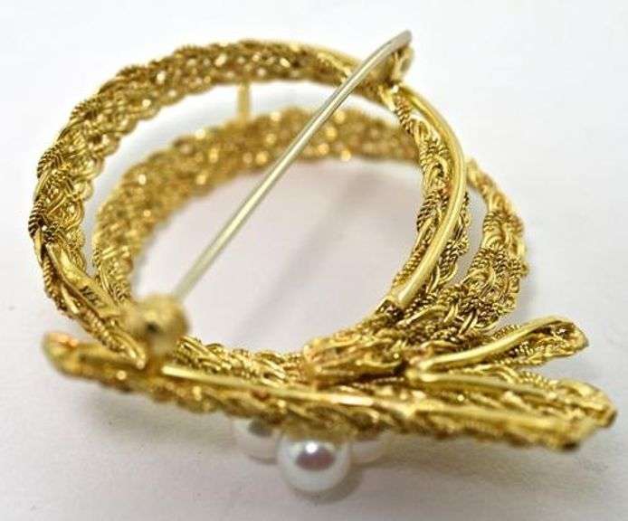 Lacy Braided 18k Ribbon Brooch with Pearls
