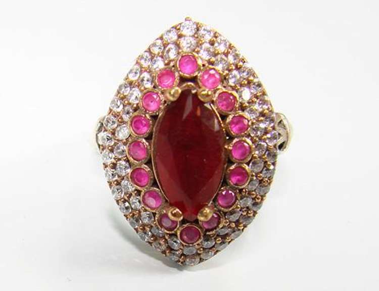 Attractive Gemstone & Intricate Design 925 Silver Ring