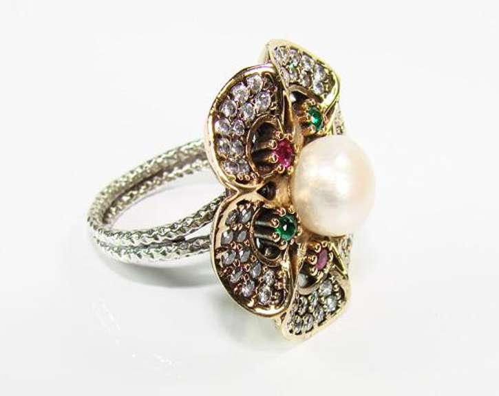 Appealing Classical Style Artisan Handcrafted 925 S Ring