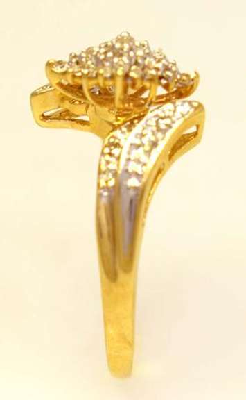 Multi-Diamond Ring in Gold, Size 9.5