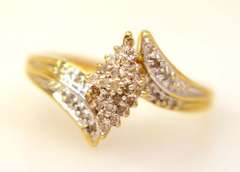 Multi-Diamond Ring in Gold, Size 9.5