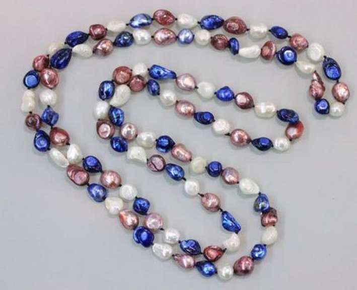 Lively Pearl Necklace