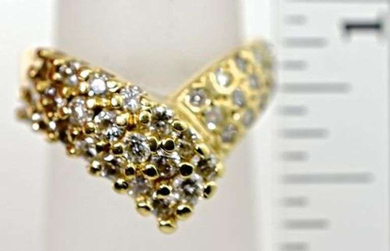 14K Chevron Shaped Diamond Cluster