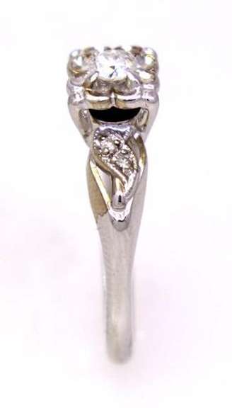 Flower Diamond Ring in White Gold, Size 5.5