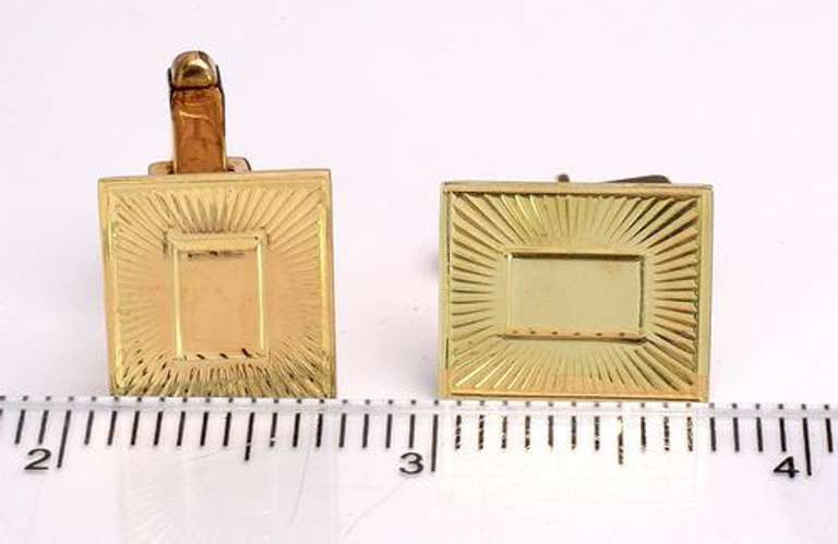 Classy Rectangular Cuff Links in Gold