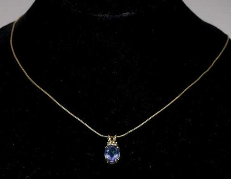Beautiful Tanzanite Necklace in Gold