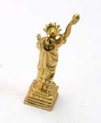 14KT Statue of Liberty Charm/Pendant