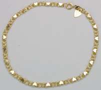 Sweet Gold Round-Link and Heart Bracelet