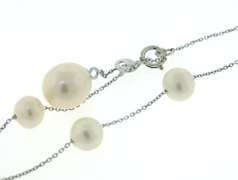 Elegant Fresh water Pearl Necklace