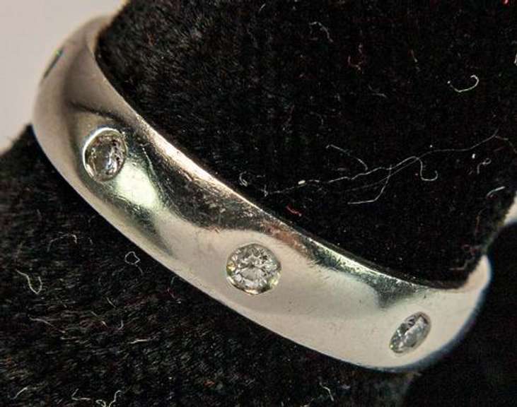 Sweet Platinum & Diamond Band