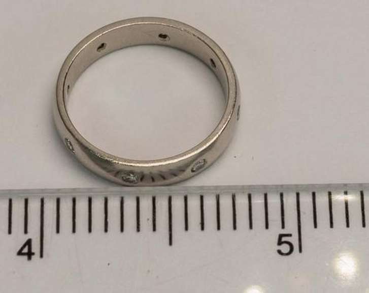 Sweet Platinum & Diamond Band