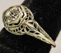 Geometric Filigree Diamond Ring in Gold