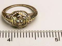 Geometric Filigree Diamond Ring in Gold