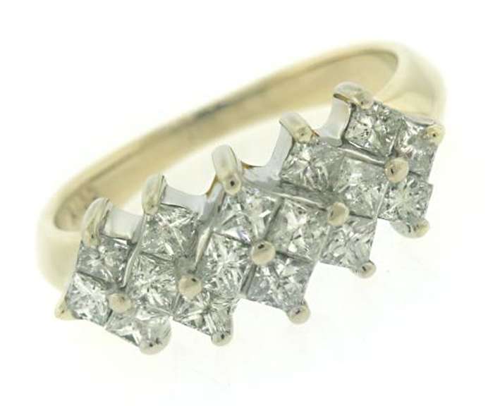 Flashy Princess Cut Cluster Diamond Ring