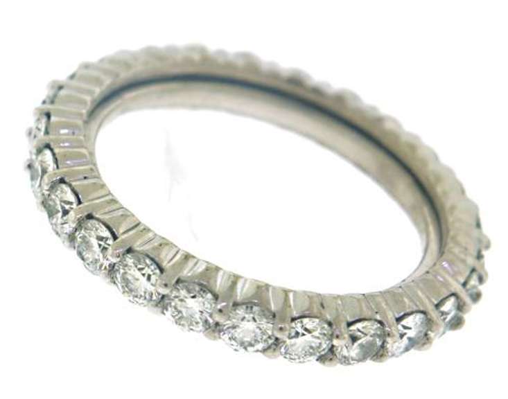 Stunning Shared Prong Diamond Band