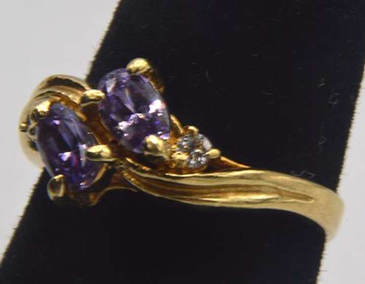10kt Yellow Gold Ring with Amethysts & Diamonds