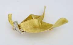 18K Yellow Gold Leaf Brooch