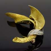 18K Yellow Gold Leaf Brooch