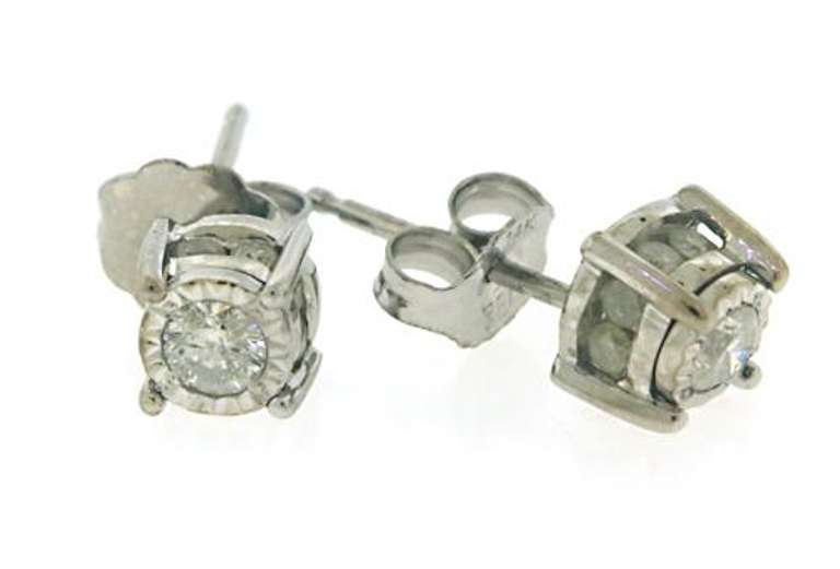 Lovely Diamond Stud Earrings