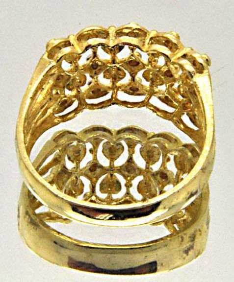 LADIES 14KT TRI-COLOR UNIQUE RING.