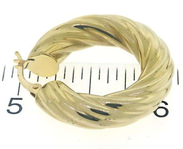 Fashionable 14kt YG Twisted Hoop Earrings
