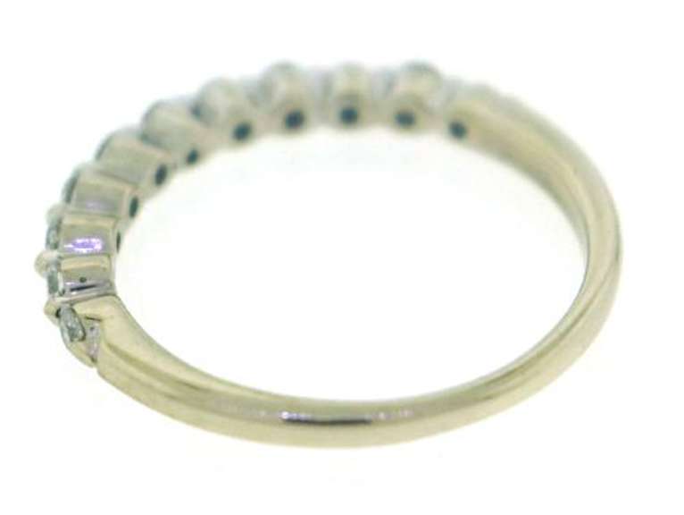 Classic Shard Prong Diamond Band Ring