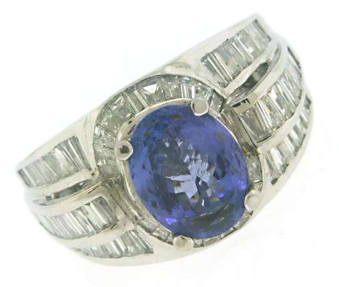 Shining 14kt WG Oval Tanzanite & Baguette Diamond Ring