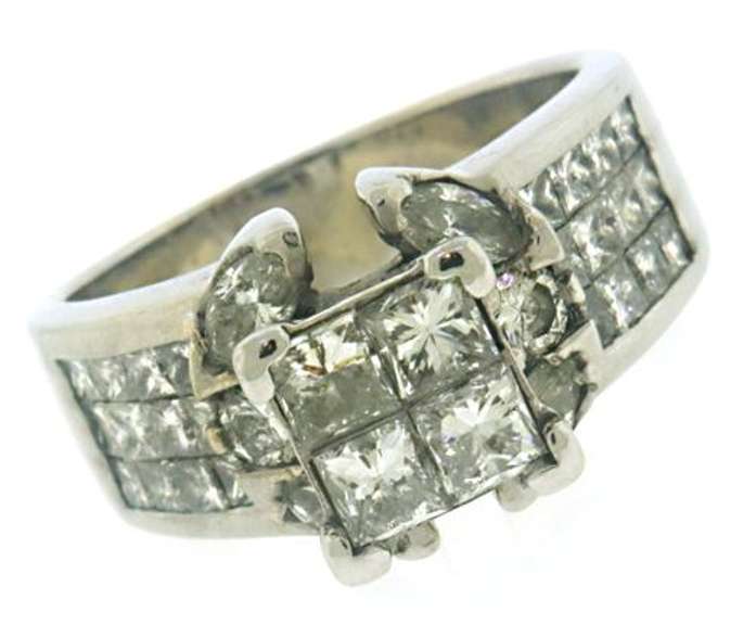 Glittering 18kt WG Invisible Set Diamond Ring