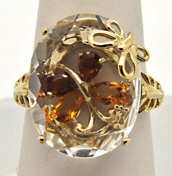 14K YELLOW GOLD ROCK CRYSTAL & CITRINE RING.