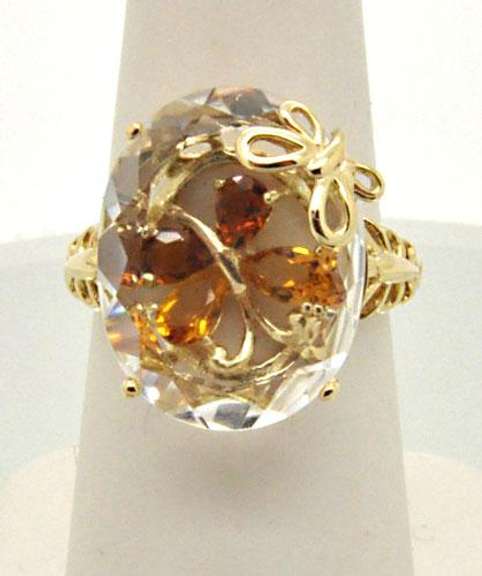 14K YELLOW GOLD ROCK CRYSTAL & CITRINE RING.