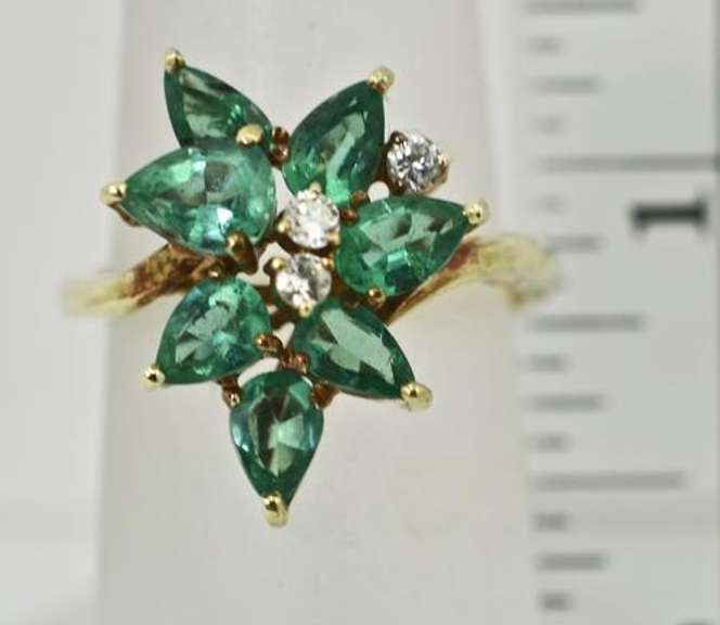 Exquisite 14K Emerald & Diamond Cluster Ring