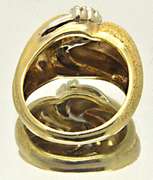 14K YELLOW GOLD DIAMOND RING.