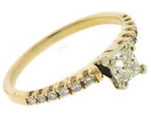 Fabulous Princess Cut Center Diamond in Diamond Setting