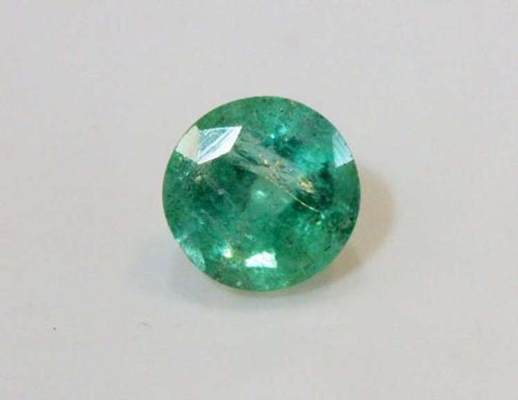 Perky Natural Emerald - 0.94 ct.