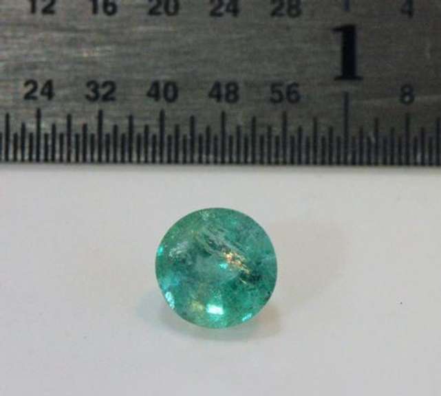 Perky Natural Emerald - 0.94 ct.
