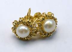 Stunning Pearl & Diamond Earrings