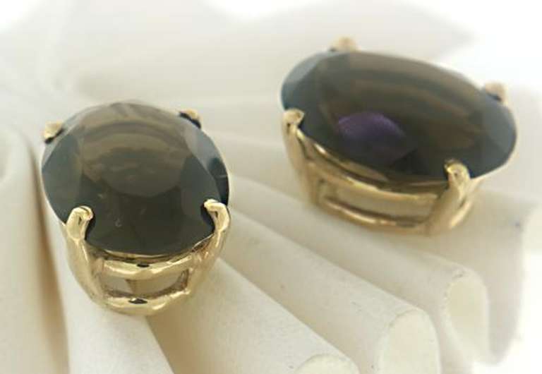 Beautiful 14kt YG Oval Smokey Quartz Stud Earrings