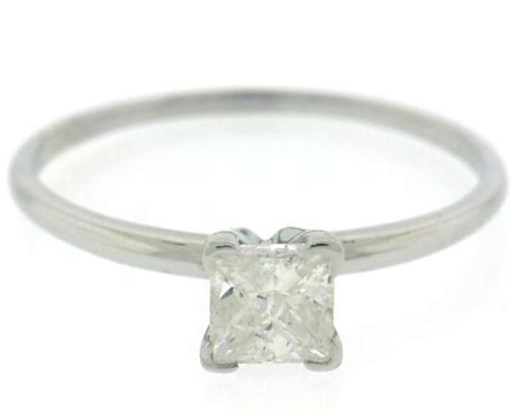 Princess Cut Solatire Diamond Ring