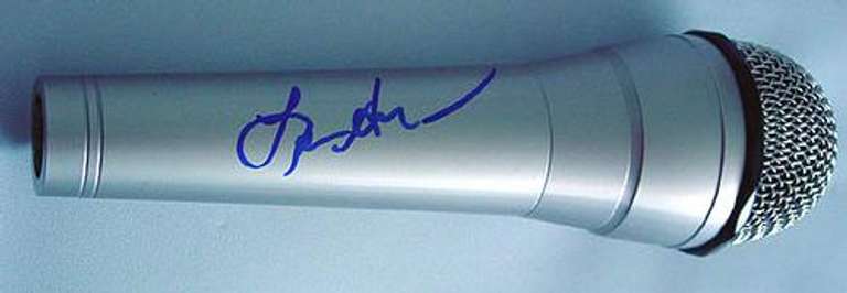 Leeann Womack Autographed Microphone PSA DNA AFTAL