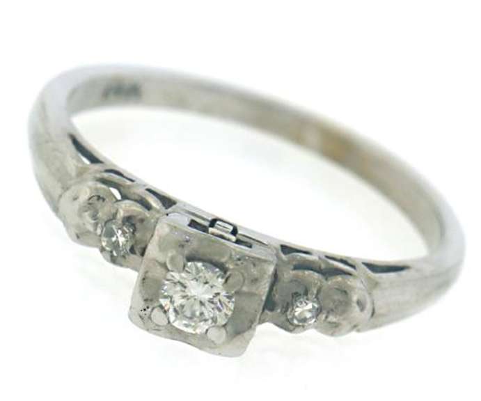 Vintage White Gold Diamond Ring