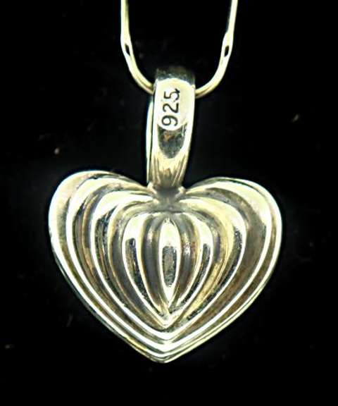 Sterling Silver Lagos Fluted Heart Pendant