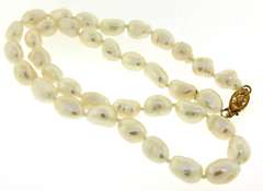 White Fresh Water Pearl Necklace